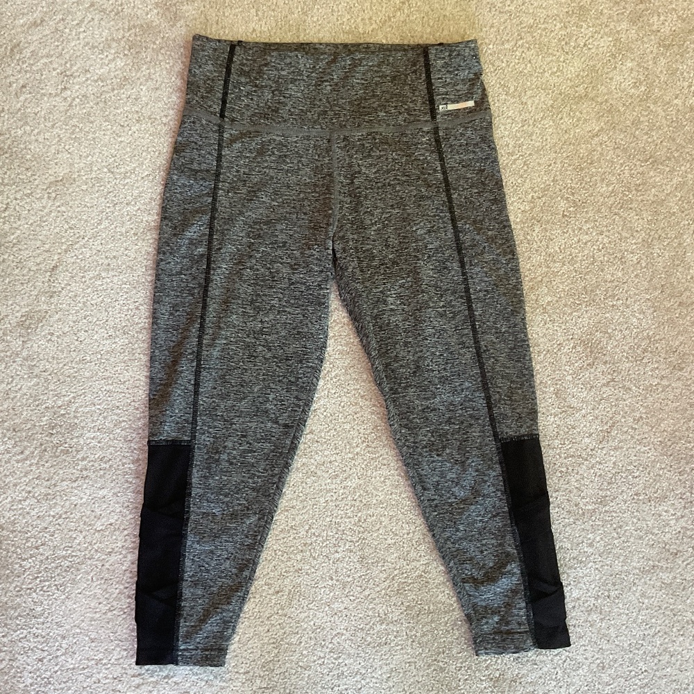 JGX Leggings Size Medium